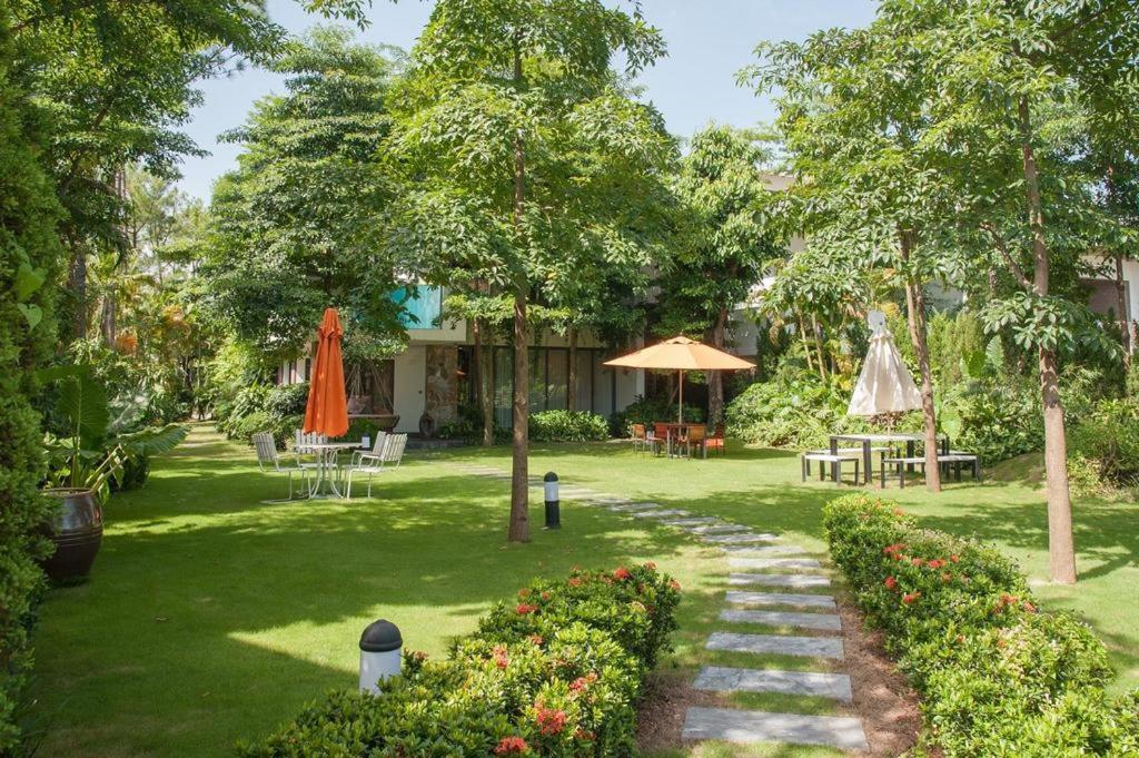 Flamingos Dai Lai Resort - Villa Tu Nhan Co Bbq Hanoi Buitenkant foto
